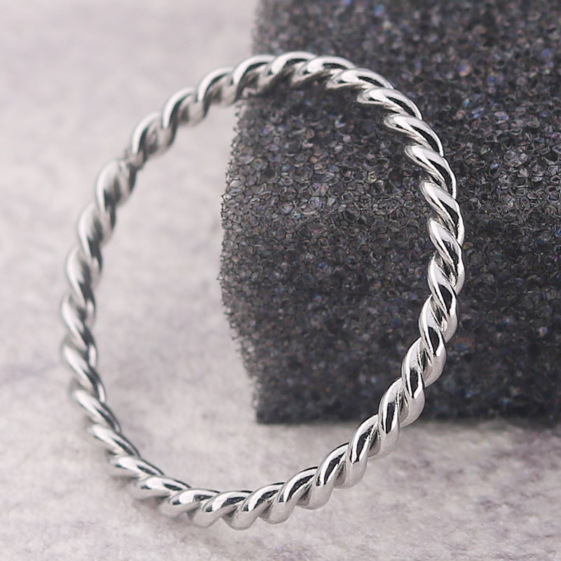 Minimalist Stainless Steel Rin - đánh giá và giá Wedding Zone