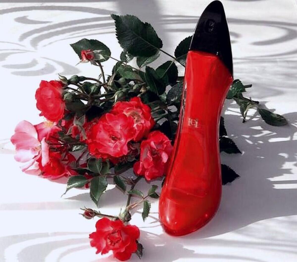 Carolina Herrera Very Good Gir - đánh giá và giá Good Floral & Wedding Decor Supply