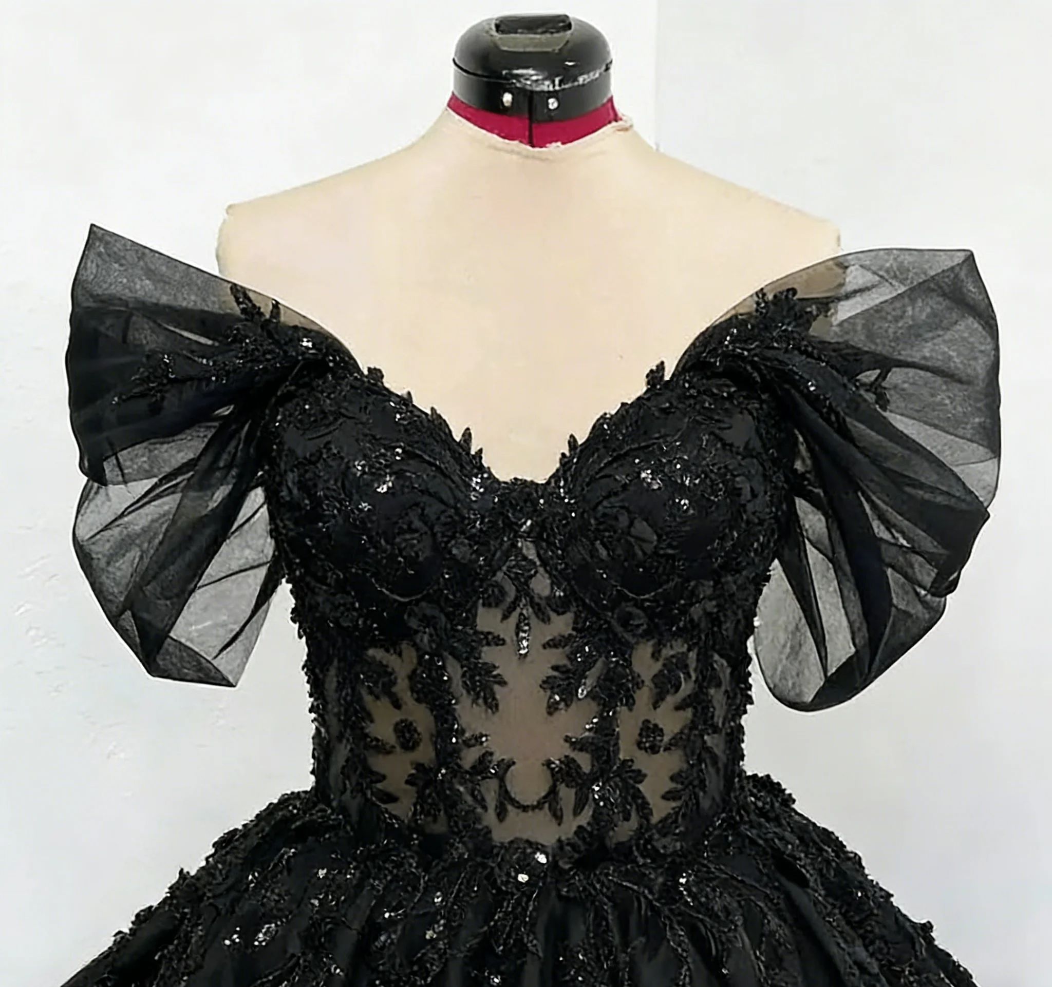Customized Off Shoulder Black  - đánh giá và giá Bridal Sash Ribbon